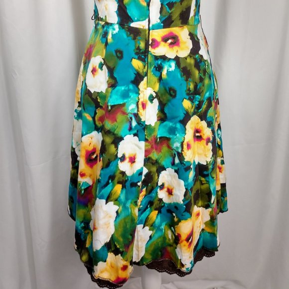 Maurices sleeveless green turqoiuse yellow flowers - Picture 2 of 10